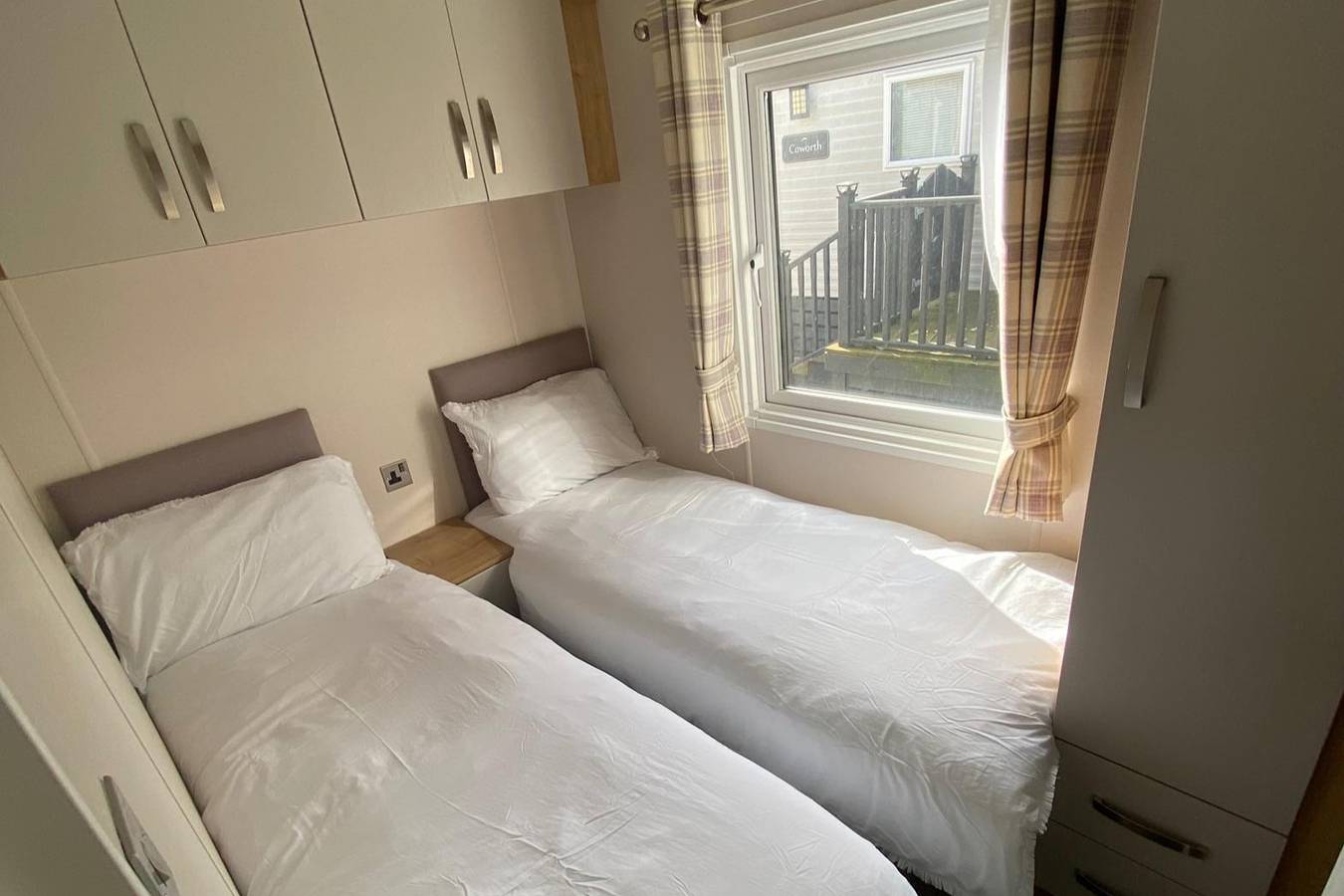 Westfield Lodge Retreat-Sleeps 6-Pet Friendly in Lancashire