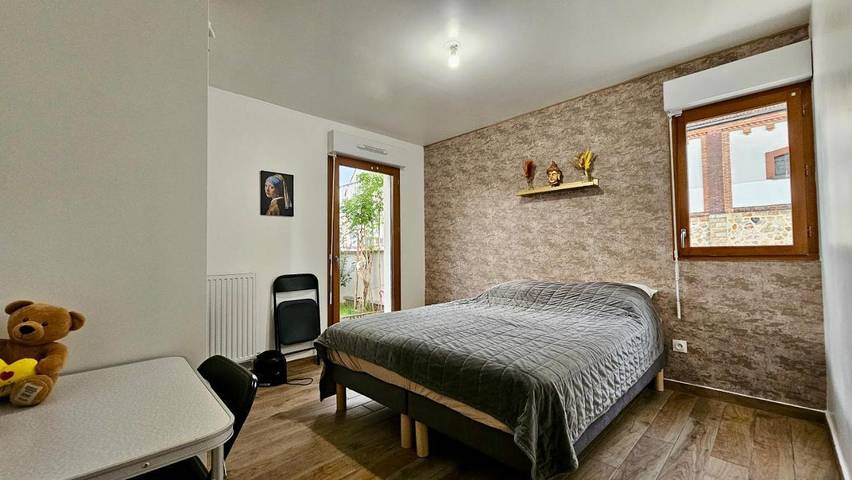 Gîte pour 6 personnes, avec terrasse ainsi que vue et jardin à Noisiel - 2