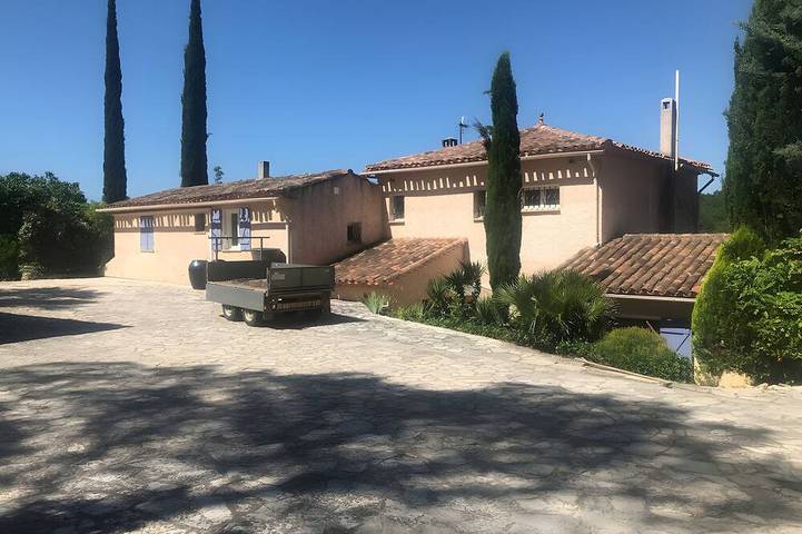 Gîte pour 2 personnes, avec jardin et piscine à Bras - 4