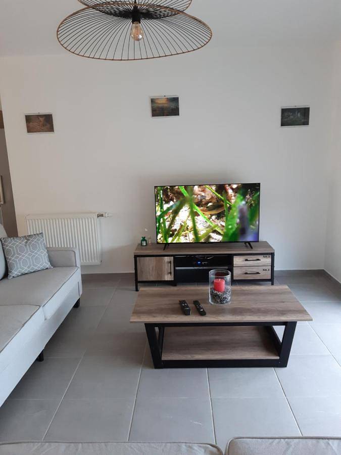 Location de vacances pour 8 personnes, avec Terrasse et Jardin à Dampierre-en-Burly - 4
