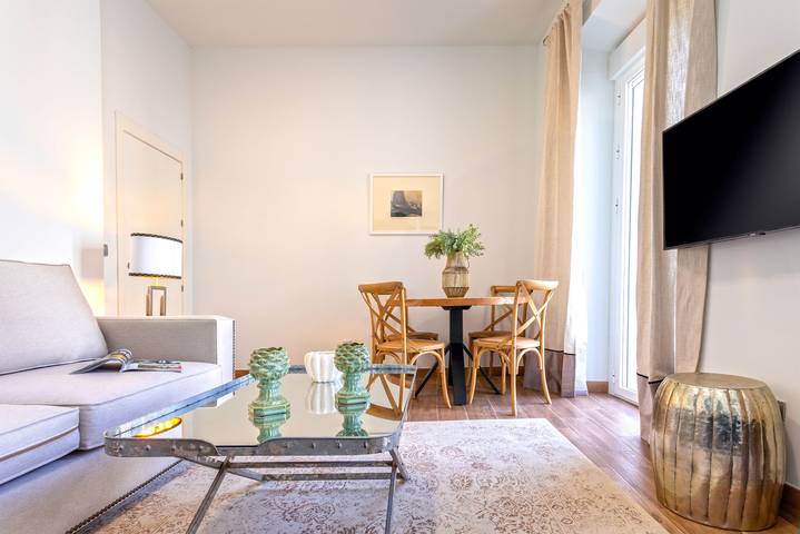 Ferienwohnung für 5 Personen, mit Balkon in Sevilla - 2