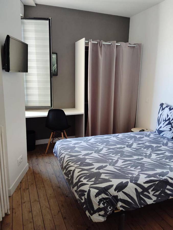 Gîte pour 8 personnes, avec Vue à Saint-Laurent-sur-Sèvre - 2