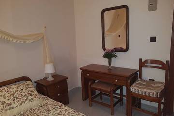 Vakantieappartement voor 2 Personen in Rhodos Stad, Rhodos, Afbeelding 3