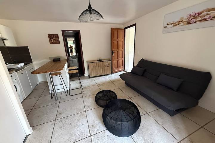 Apartamento entero, In the heart of Provence, between the sea and the hills in Aubagne, Costa mediterránea (Francia)