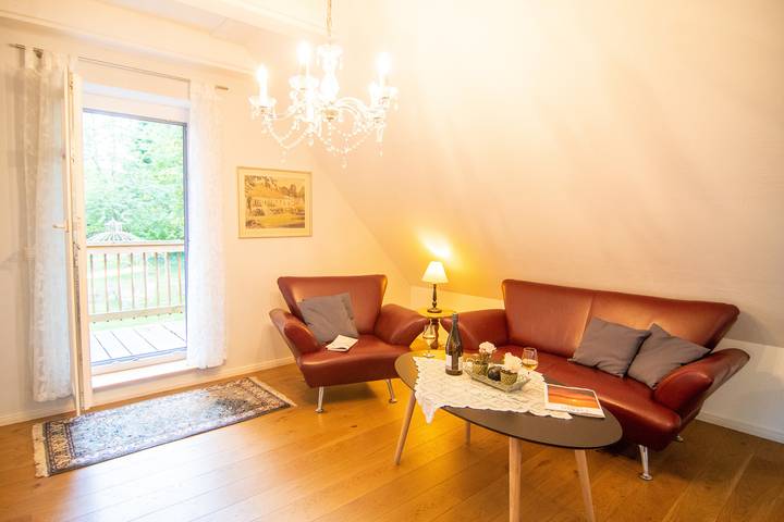 Ferienwohnung für 5 Personen, mit Balkon und Garten, kinderfreundlich