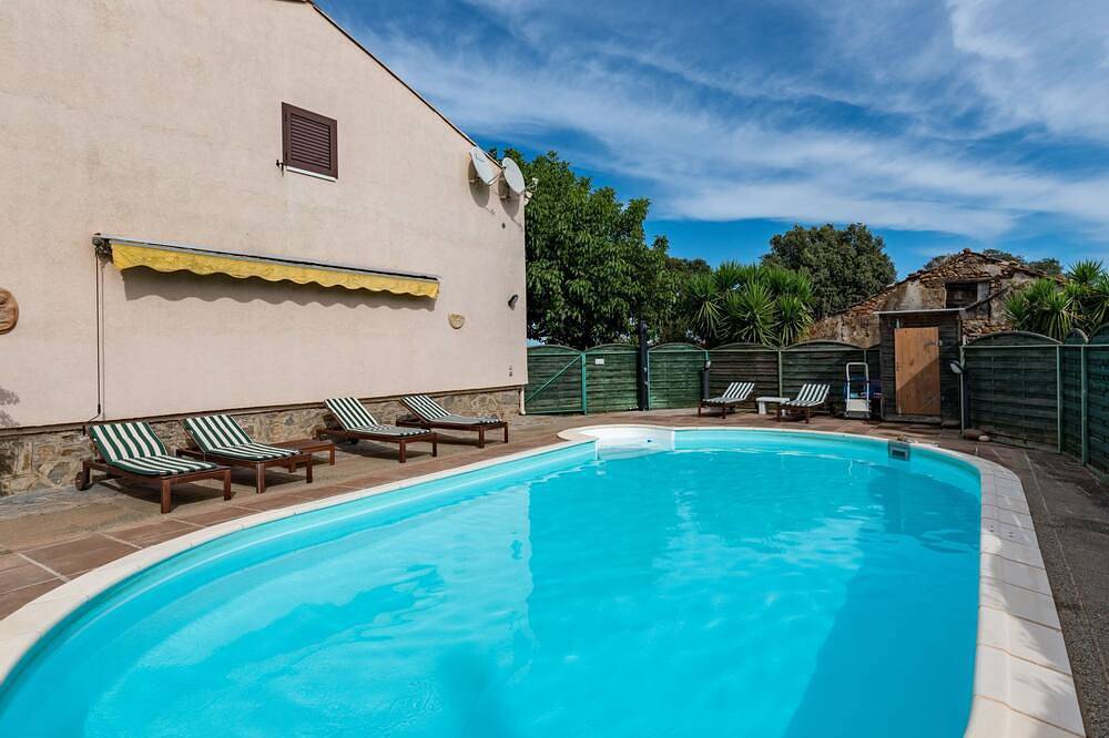 Appartement entier, Villa Volpajola in Cervione, Arrondissement de Corte