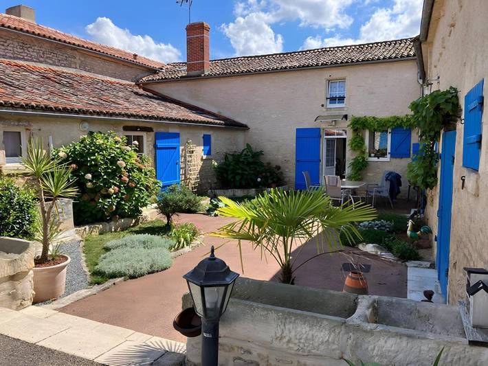 Chambre d’hôte pour 3 personnes, avec terrasse et jardin