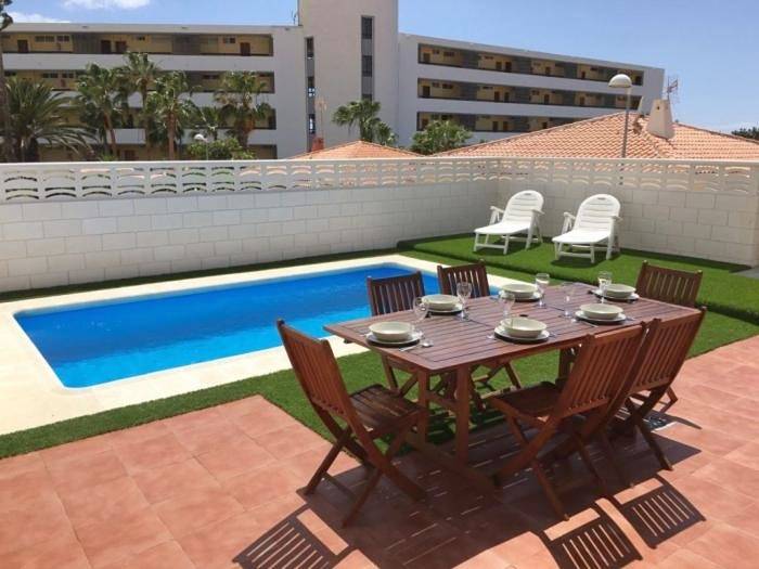 Chalet para 6 personas, con piscina y jardín en Sueño Azul