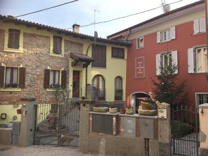 Gîte pour 5 personnes, avec Balcon et Terrasse dans Brusimpiano