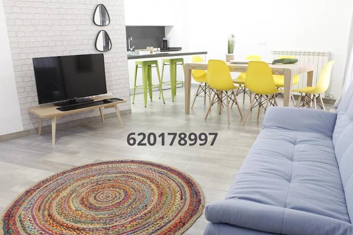 Apartamento de vacaciones para 6 personas, con vistas y balcón - 1