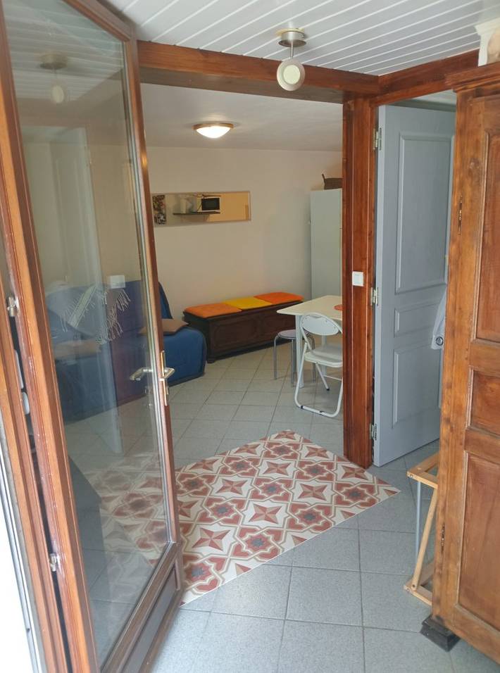 Gîte pour 4 personnes, avec terrasse et jardin à Santa-Maria-di-Lota - 2