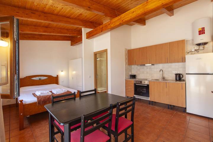 Ferienwohnung für 2 Personen, mit Pool und Garten in Portugal - 4