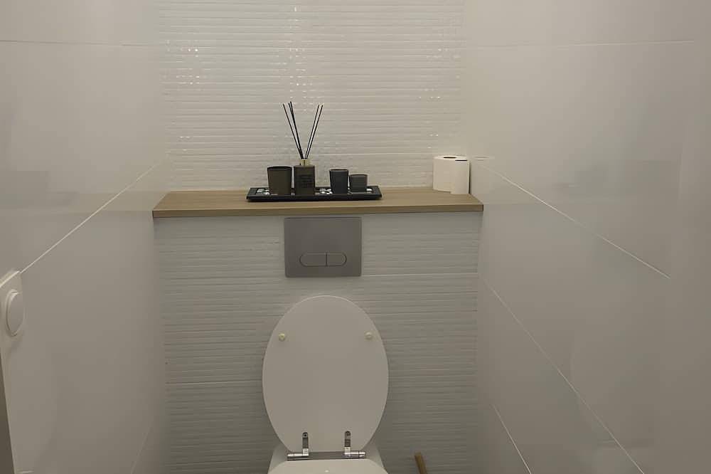 Entire apartment, Apartment 'Les Balcons du Soleil Near Spa' with Private Terrace, Wi-Fi, Air Conditioning in Saint-Paul-lès-Dax, Dax region