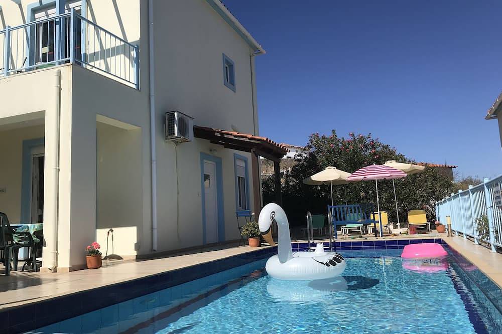 Atemberaubende Berge, Meerblick mit Pool Wifi in der Nähe von Geschäften und Angeboten zur Verfügung in Kefalas, Vamos