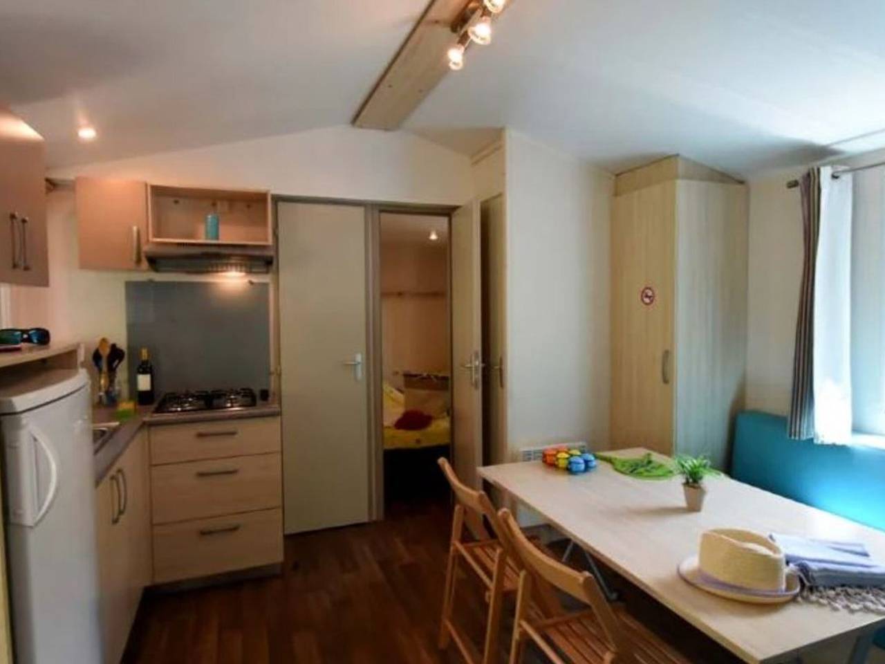 Mobil Home avec Terrasse pour 4 à Vias in Vias Plage, Vias
