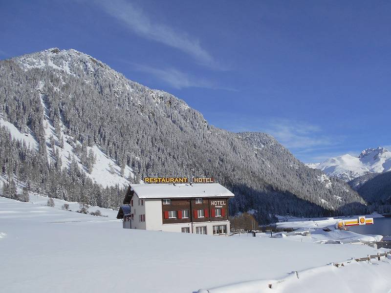 Hotel Seeblick - Einzelzimmer mit Dusche/Wc in Sufers, Hinterrhein