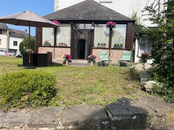 Gîte pour 2 personnes, avec jardin et terrasse, animaux acceptés dans Godinne
