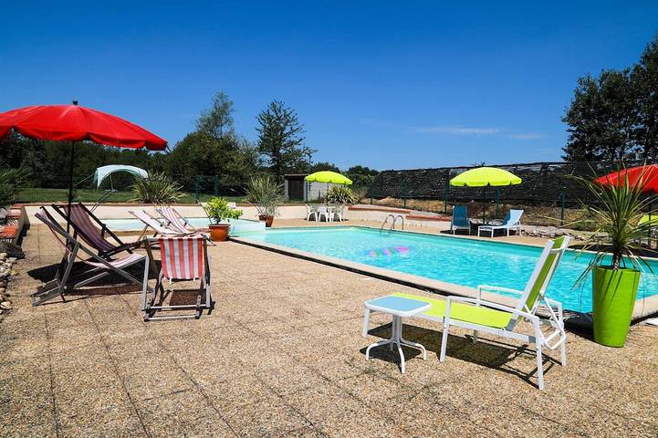 Maison de vacances pour 6 personnes, avec jacuzzi ainsi que piscine et jardin