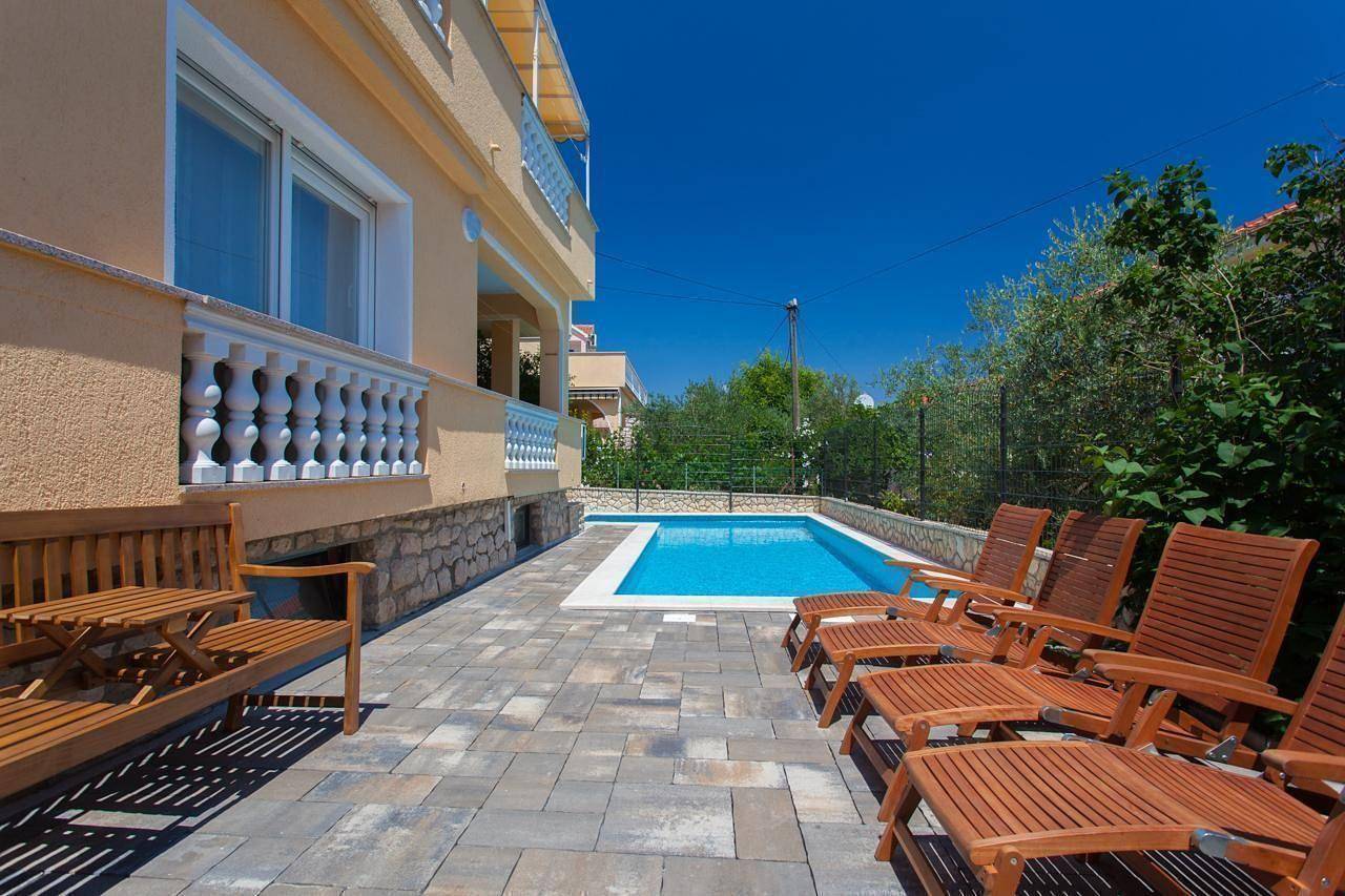 Apartamento vacacional entero, Pension Tina apartment 2 in Silo (Krk), Krk (isla)
