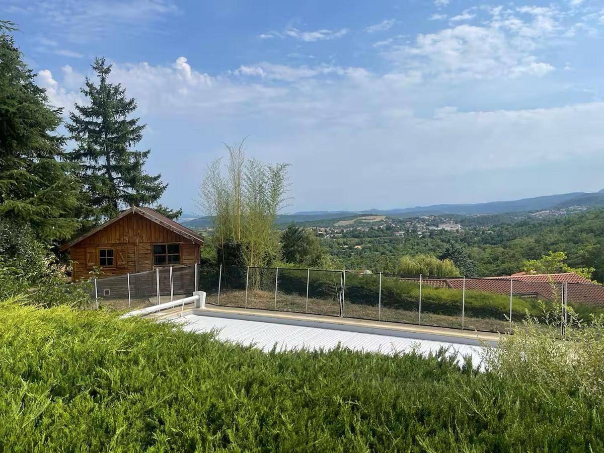 Villa in Châtel-Guyon, Parc naturel régional des Volcans d'Auvergne
