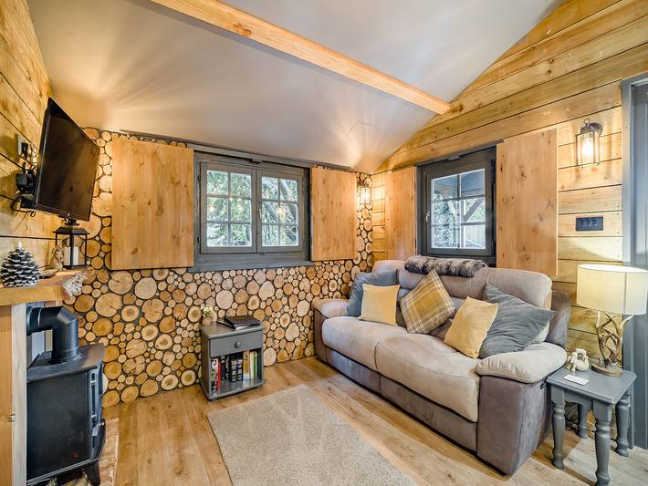 The Lodge - Uk50409 in Sopley, Hampshire