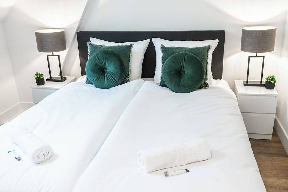 Ganze Wohnung, Neubau und stilvolle 3-Zimmer-Wohnung in Tilburg mit Klimaanlage, kostenloser Straßenparkplatz, moderner Küche und Zugang zu einem großen Gemeinschaftsgarten. Ideal für Familien oder kleine Gruppen. in Tilburg, Nordbrabant