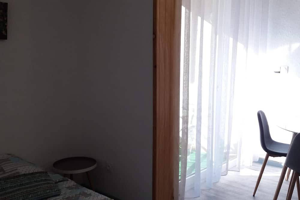 Appartement entier, Studio avec balcon à Ax les thermes à 300m des télécabines et des thermes in Ax-les-Thermes, Pyrénées
