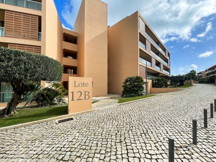 Apartamento de férias para 6 pessoas, com piscina infantil e jardim em Portugal