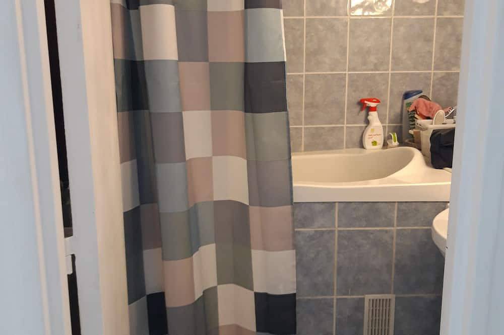 Apartamento entero, Apartment Paris - up to 5 travelers in Le Kremlin-Bicêtre, Valle del Marne