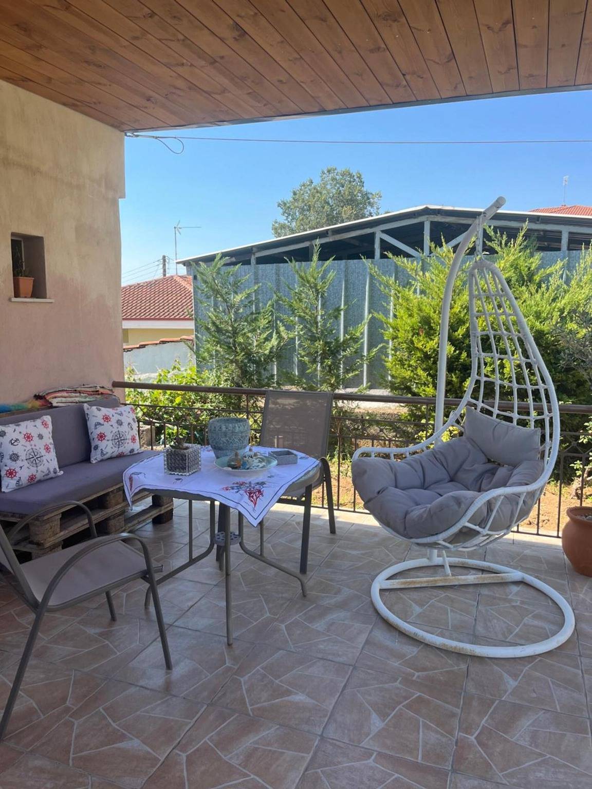 Appartamento intero, Appartamento "Elea" con vista montagna, Wi-Fi e aria condizionata in Epanomi, Thessaloniki e dintorni