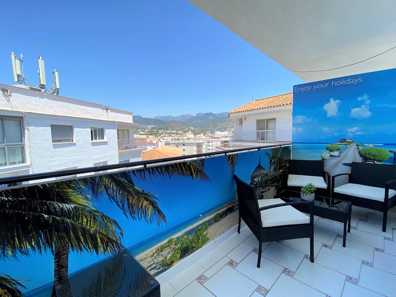 Entire apartment, Central Top Floor Apartment, Beach, Fast Internet in Nerja Centre, Nerja