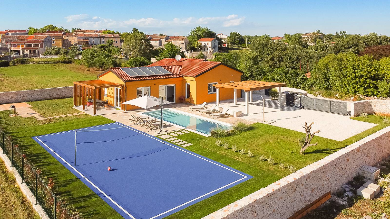 Villa Ora in Režanci, Svetvinčenat