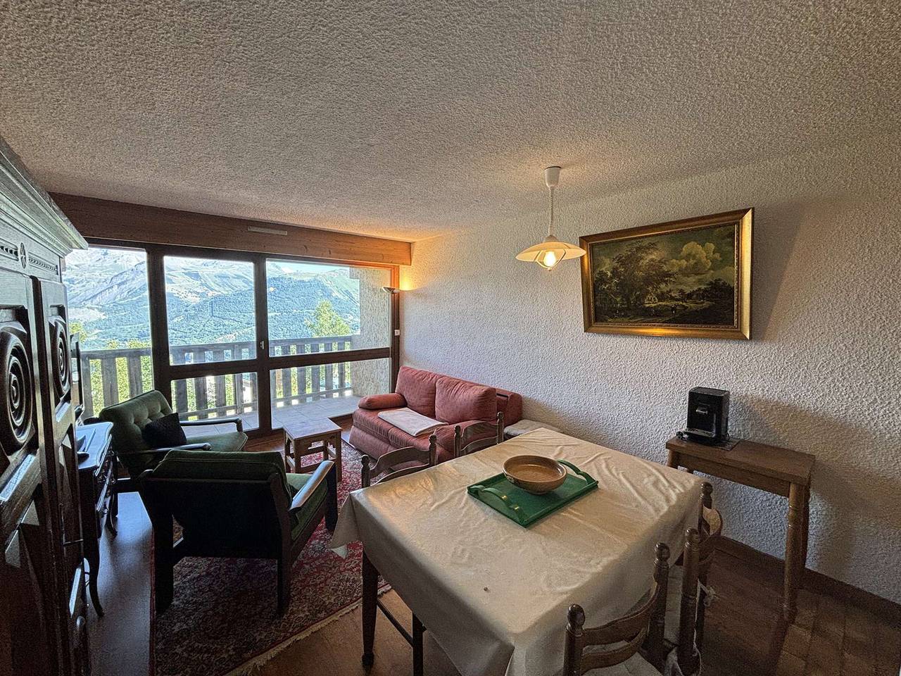 Apartamento entero, Auris en Oisans: Apt para 4, 250m de pistas, balcón, parking gratuito, mascotas permitidas in Auris, Parque Nacional de los Ecrins
