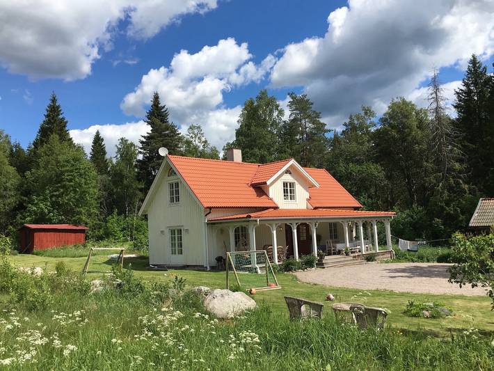 Ferienhaus für 7 Personen, mit Sauna und Garten sowie Seeblick und Terrasse, mit Haustier - 1