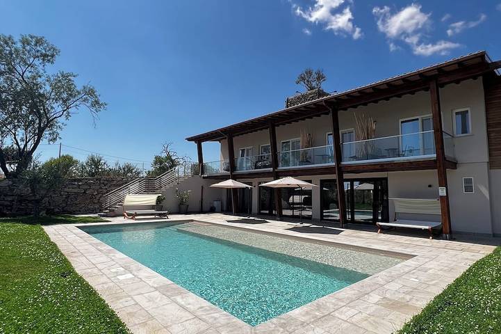 Casa de vacaciones para 8 personas, con jacuzzi y balcón además de sauna y jardín - 1