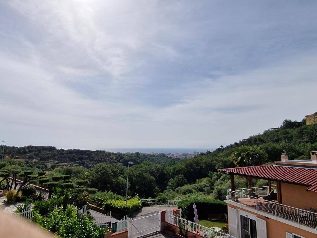 Gemy in Toirano, Riviera di Ponente