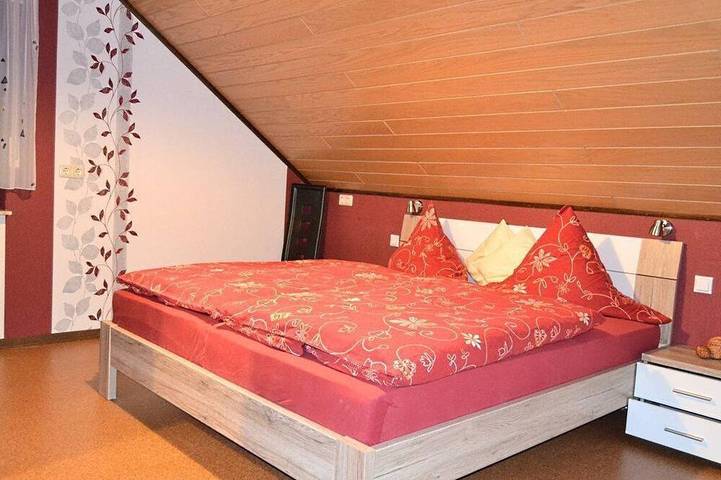 Ferienwohnung für 6 Personen, mit Garten und Balkon in Hilders - 4