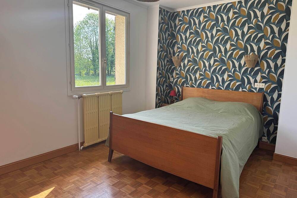 Maison calme, grand jardin, 4mn plage Houlgate, idéale pour les familles in Gonneville-sur-Mer, Région de Lisieux