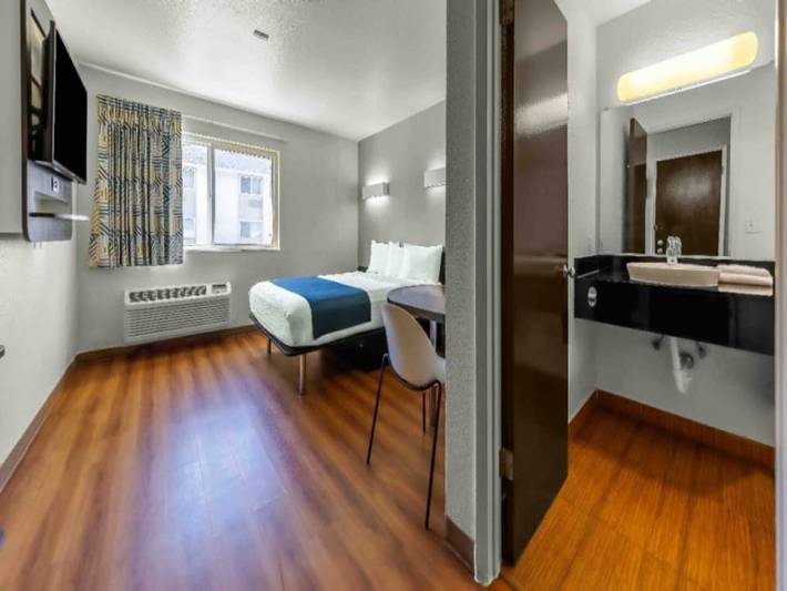 Ganze Wohnung, 1 Queensize-Bett | Nichtraucherzimmer in SeaTac, King County
