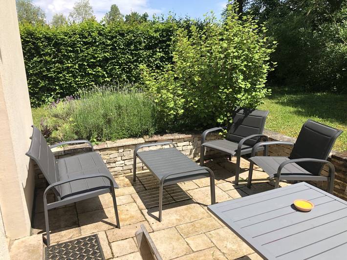 Location de vacances pour 8 personnes, avec terrasse et jacuzzi ainsi que sauna et jardin dans Saône-et-Loire - 3