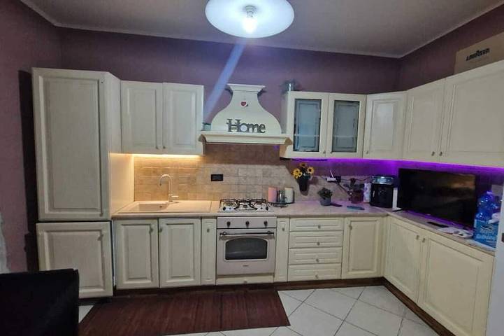 Location de vacances pour 8 personnes, avec piscine à Cassine