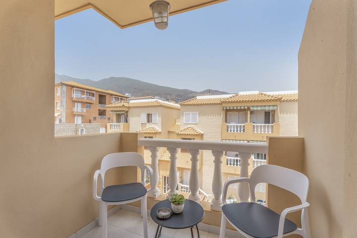 Apartamento entero, Vacaciones 'Afirama 1' con vistas al mar, Wi-Fi y aire acondicionado in Las Caletillas, Candelaria