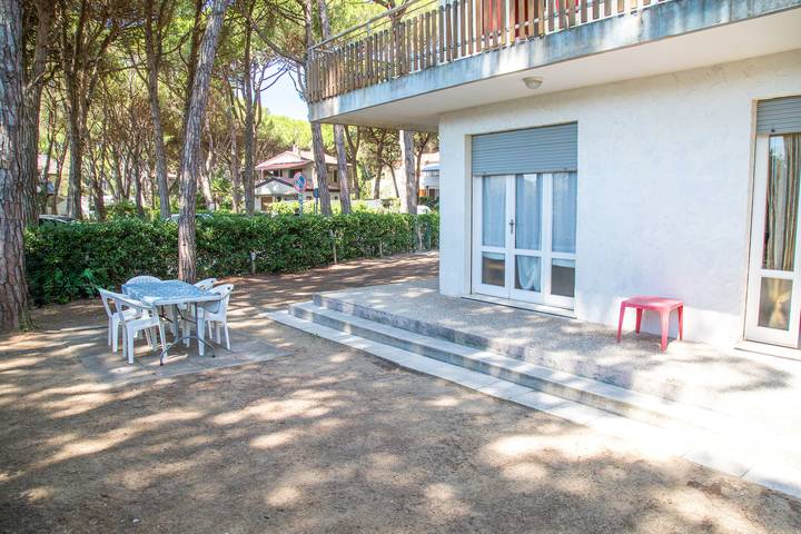Ferienwohnung für 8 Personen, mit Garten und Ausblick, mit Haustier in Eraclea Mare