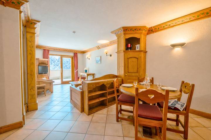 Ganze Wohnung, Le Cristal Mb5 Pool & Parking in Argentière, Chamonix
