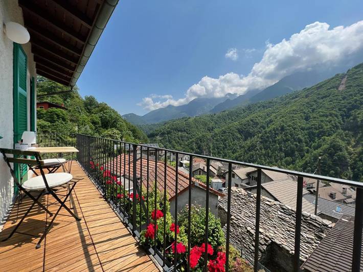 Gîte pour 4 personnes, avec Balcon et Terrasse ainsi que Jardin et Vue