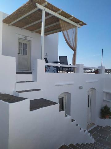 Gîte pour 2 personnes, avec balcon et vue dans Sifnos