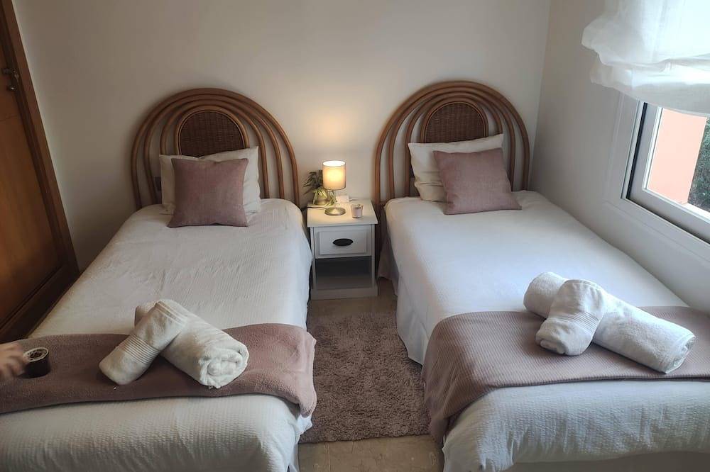 Hel lejlighed, The beach house in Playa de La Alcaidesa, San Roque