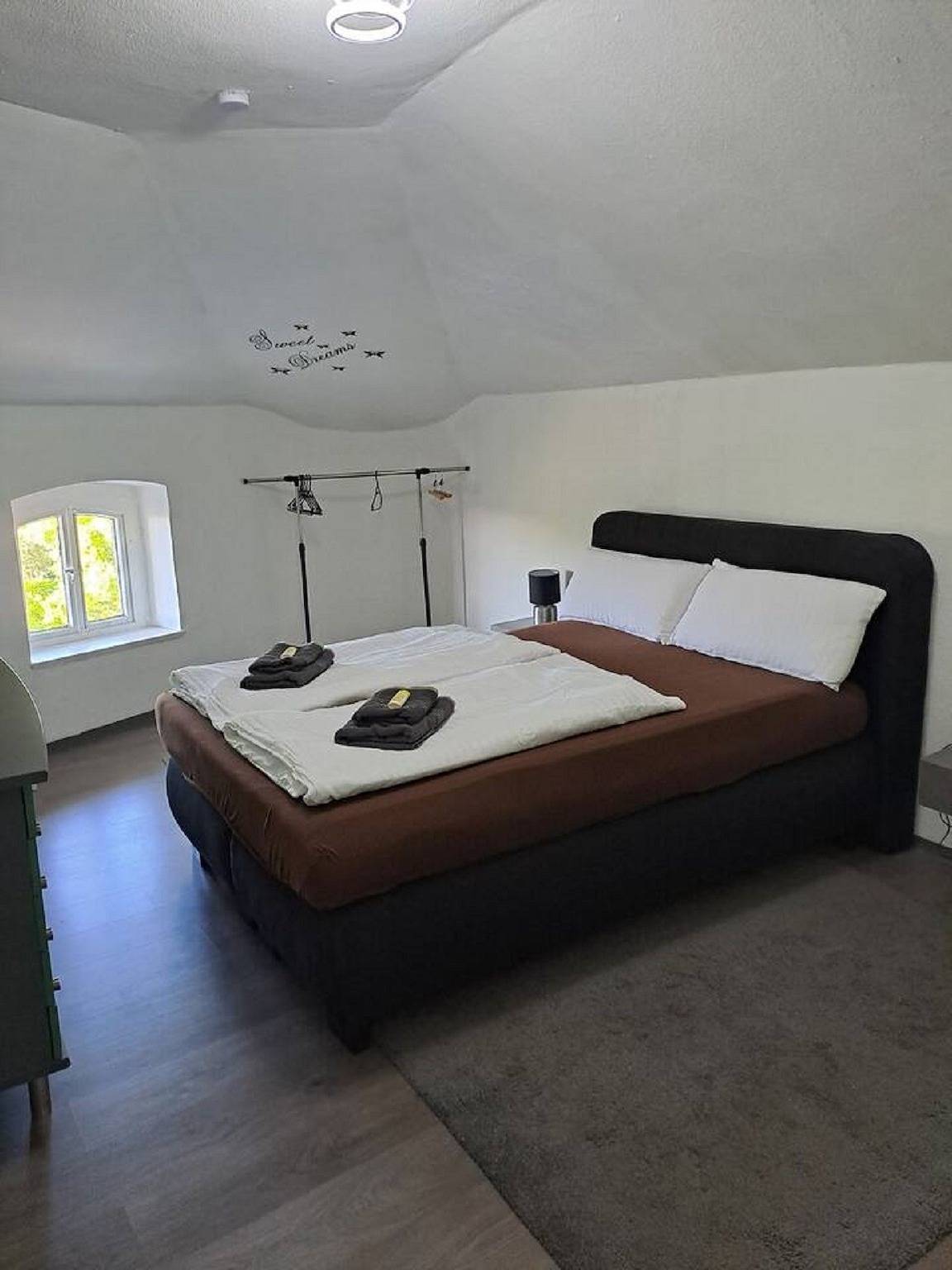 Ganze Ferienwohnung, Apartment am Hauptbahnhof Minden in Rechtes Weserufer, Minden