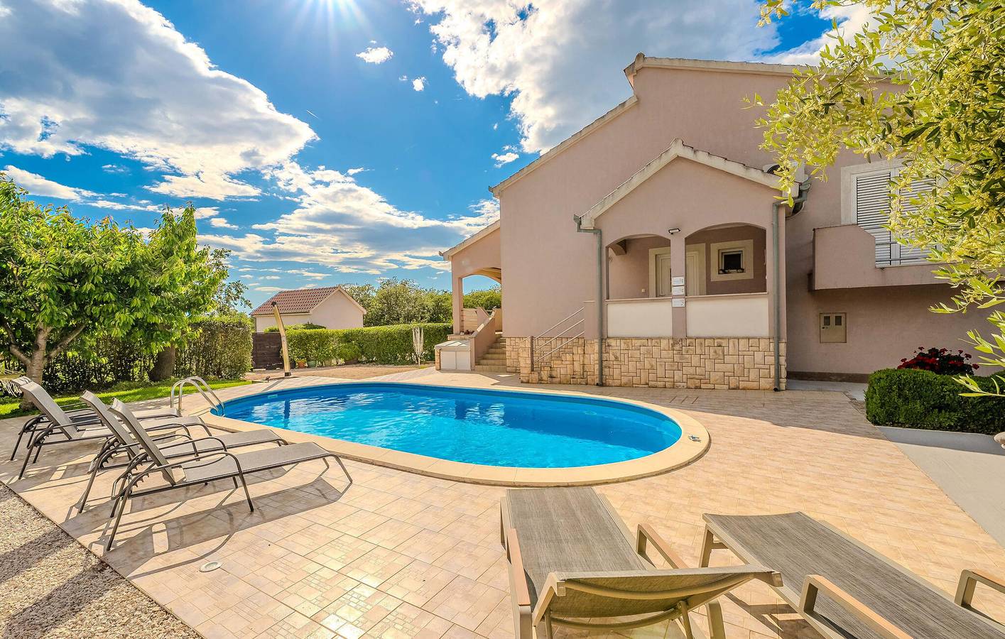 Casa vacanza a Zara a partire da 220€ a notte