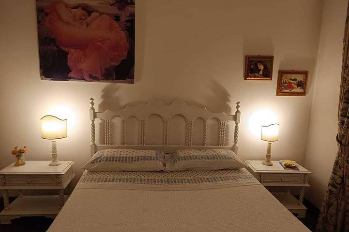 Casa Belvedere con giardino recintato e piscina privata in posizione panoramica in Palaia, Pisa e dintorni